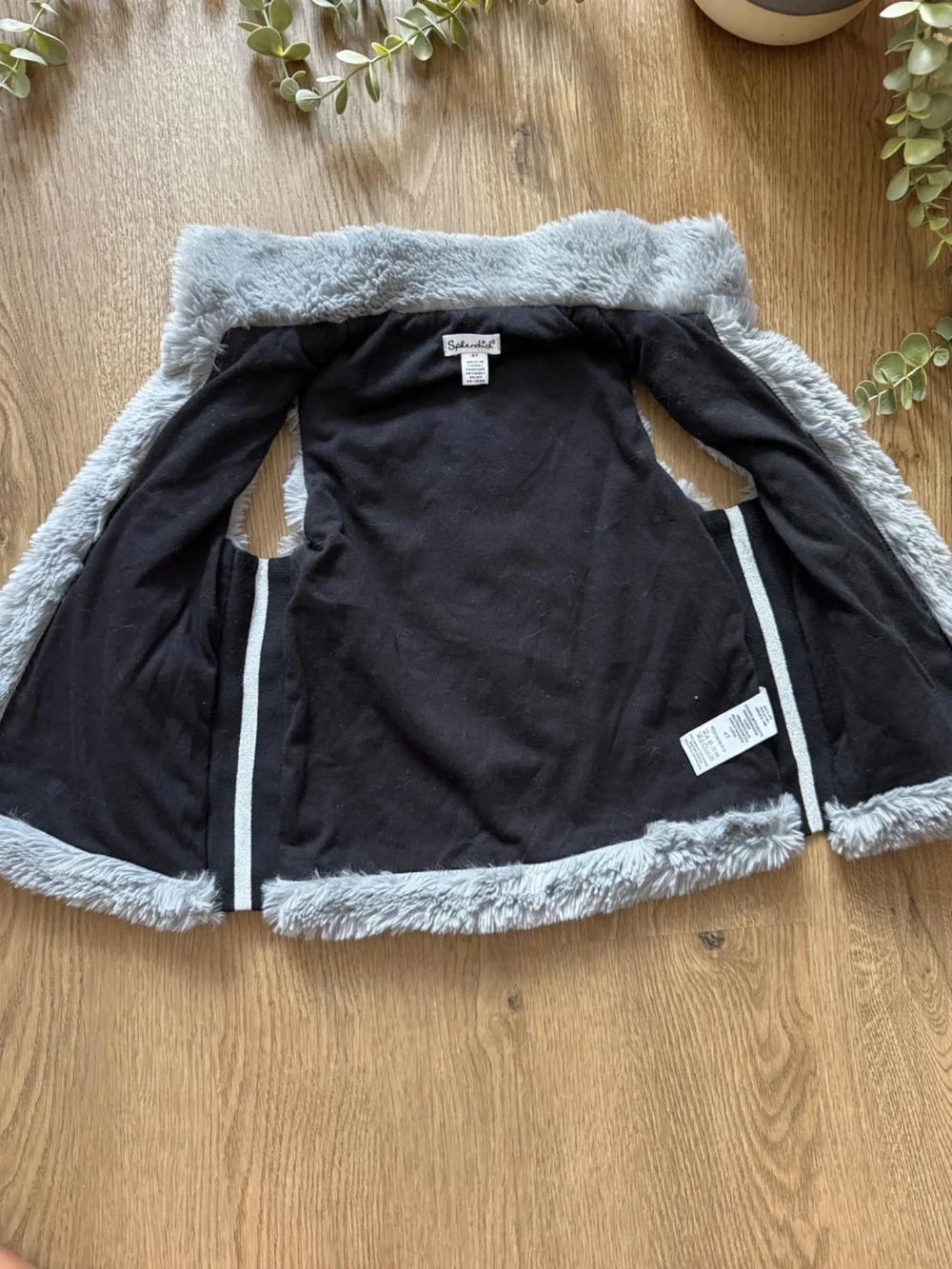 Girls Gray Faux Fur Zip Vest